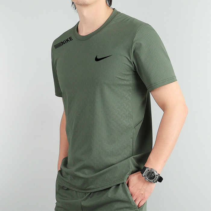 T-Shirt Nike – Vert