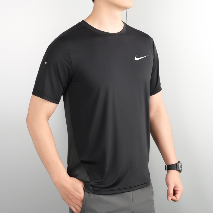 T-Shirt Nike - Noir V08